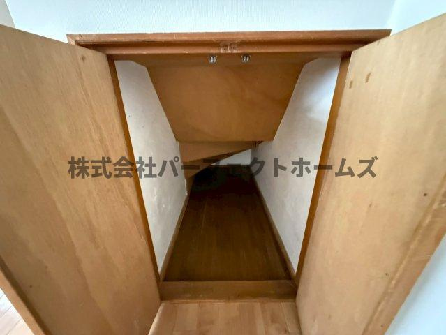 春日町戸建　賃貸の収納|収納スペース豊富です