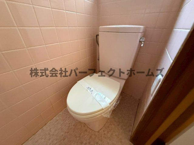 春日町戸建　賃貸のトイレ|トイレです