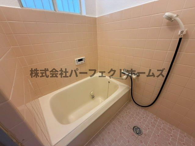 春日町戸建　賃貸の浴室|日々の疲れを癒すお風呂付です