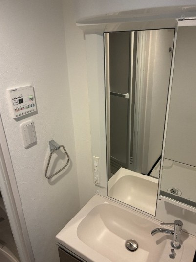 エルファーロ目黒Ⅲの独立洗面台