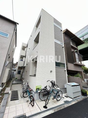 ハーモニーテラス中宮の外観