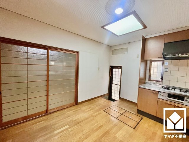 伏見区桃山町大島の居間・リビング