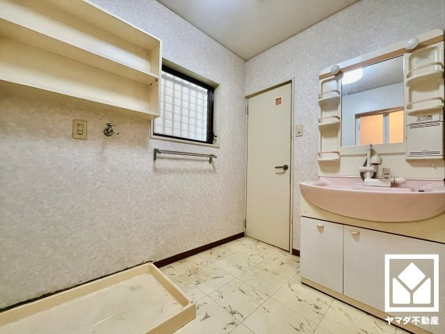 伏見区桃山町大島の洗面所