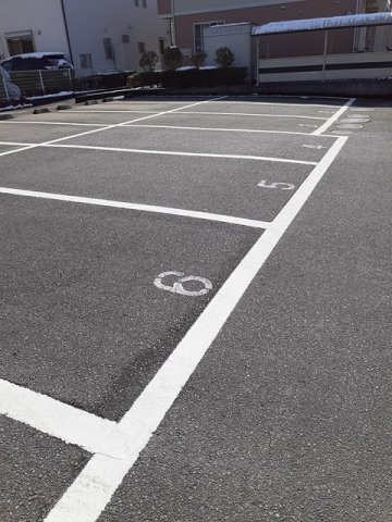 ローズスクエアーの駐車場|駐車場があります