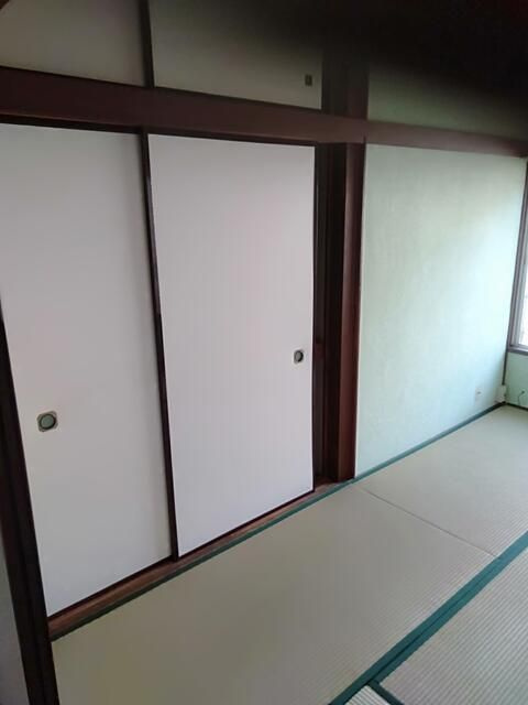 横浜市中区石川町１丁目のアパートの収納