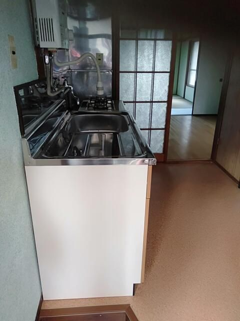 横浜市中区石川町１丁目のアパートのキッチン