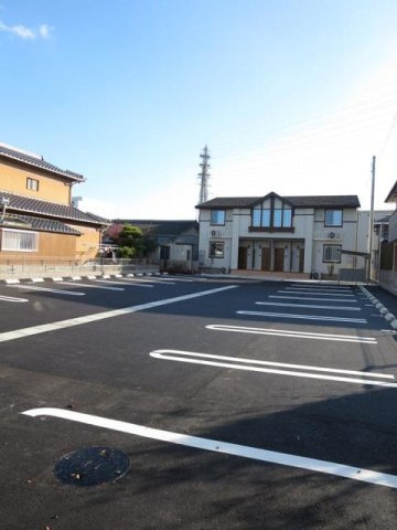 ベネヴォレンテＣの駐車場|駐車場です
