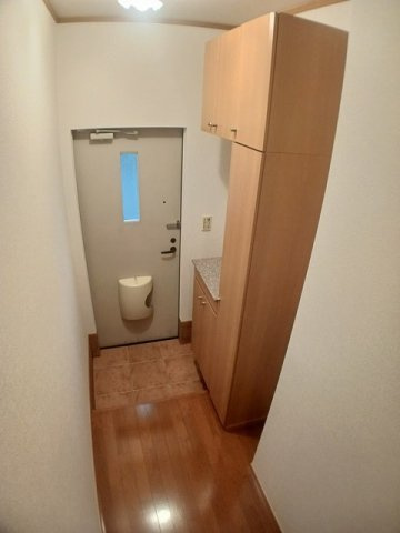 グッディ亀山Ａの玄関|きれいな玄関です