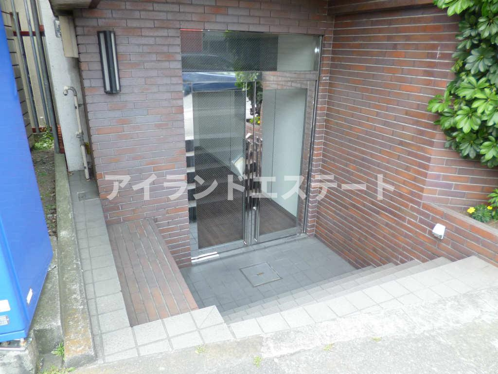 トポス.M.駒沢　駅近　事務所可　オートロックの玄関