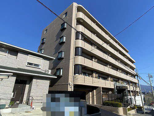 ライオンズマンション北山通の外観