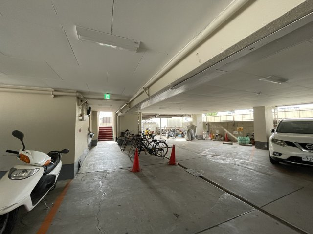 オール甲子園の駐車場