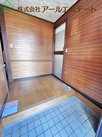 姫路市飾磨区今在家　　　山陽電鉄「西飾磨駅」徒歩9分の玄関