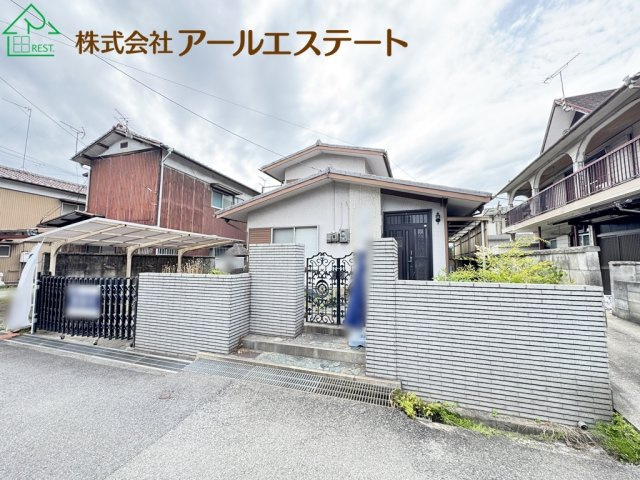 姫路市飾磨区今在家　　　山陽電鉄「西飾磨駅」徒歩9分の玄関