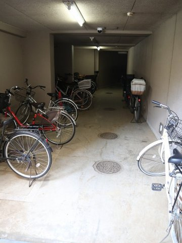 【その他共用部分】 | メイ・グリーン塚田 | 自転車置き場です