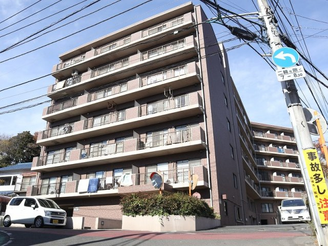 【外観】 | メイ・グリーン塚田 | 外観もきれいです