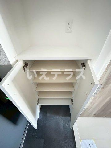 LIVIAZ KOBE LaMerの収納