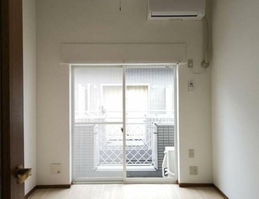 ２０ＢＯＸ弐番館