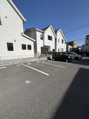 【駐車場】 | セラフィーメゾン香里園