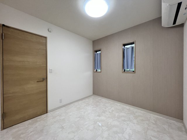 水俣市古城戸建ての洋室
