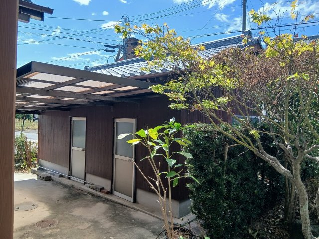 柳川市矢留本町の中古一戸建の駐車場