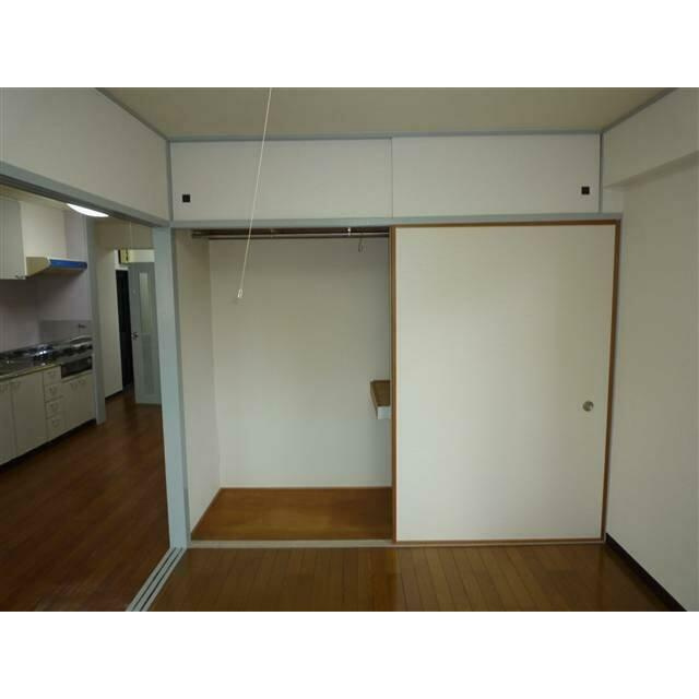 秀和麻布笄町レジデンスの収納