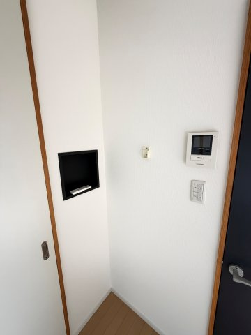 プレシャス　の設備|カラーモニター付きインターホン