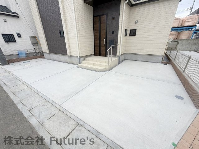 八潮市大字二丁目　新築戸建　全7棟　F号棟の駐車場|カースペース2台分確保