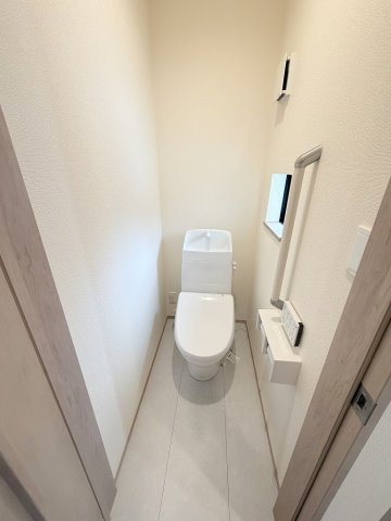 八潮市大字二丁目　新築戸建　全7棟　F号棟のトイレ|1Fのトイレです