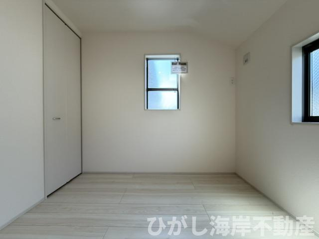 茅ヶ崎市高田４丁目　新築戸建　全２棟の子供部屋|5帖　洋室