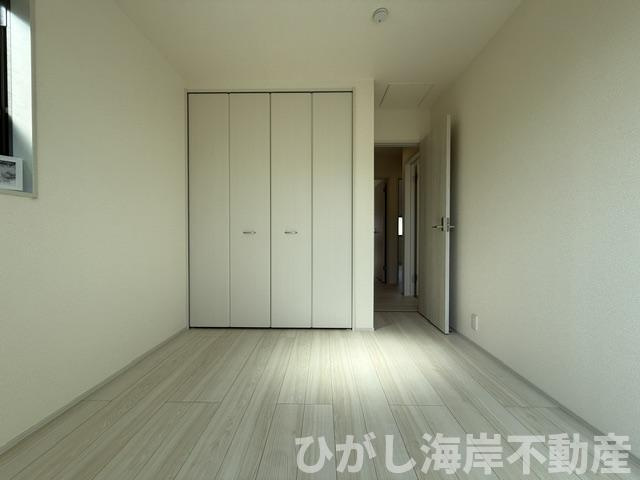 茅ヶ崎市高田４丁目　新築戸建　全２棟の内装|5.3帖　洋室