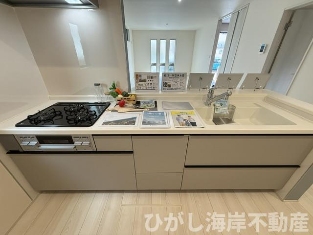 茅ヶ崎市高田４丁目　新築戸建　全２棟のキッチン|システムキッチン