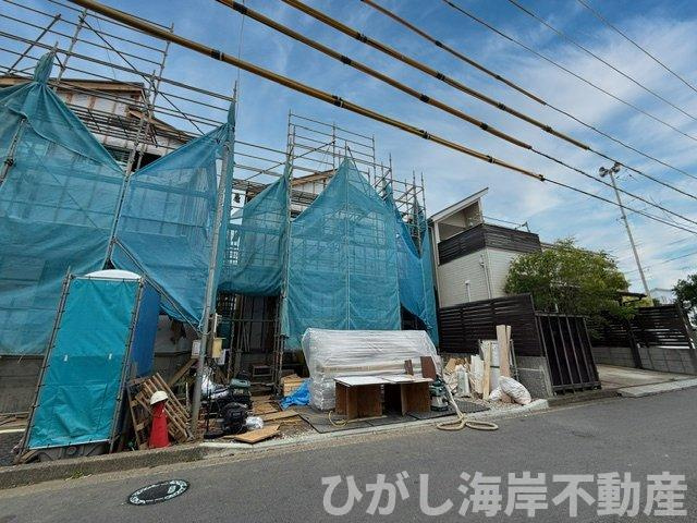茅ヶ崎市高田４丁目　新築戸建　全２棟の外観|6月5日撮影　建築中　現地外観