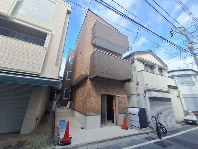 コンフォールⅡの外観|オートロック付き
