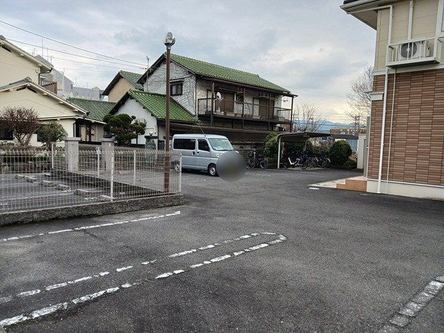 コンフォートＢの駐車場