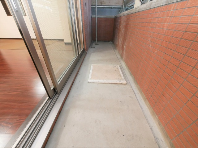 プレジオ本町のバルコニー