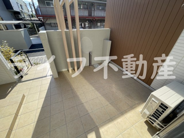 ファミールD希Ⅲのバルコニー|お洗濯にも便利なバルコニー付き