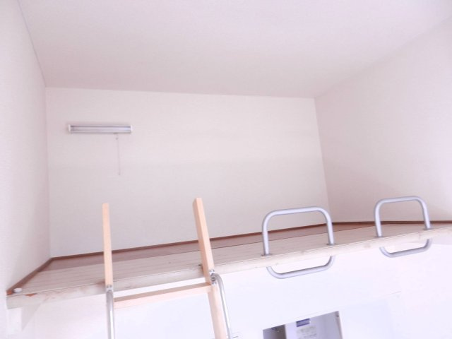 レオパレス藤本Ⅱの内装|ロフトの使い方は自由自在♪