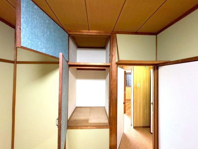 桜丘町戸建の収納