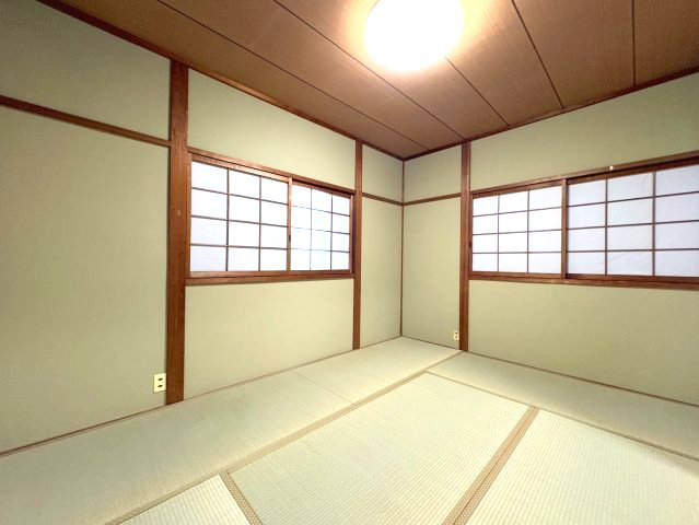 桜丘町戸建の和室