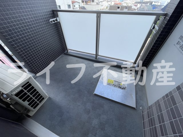 プレミアム菱屋西のバルコニー|広々としたバルコニーです