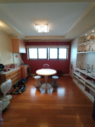 ６６９５３　大垣市万石中古戸建ての洋室