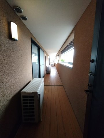 ６６９５３　大垣市万石中古戸建てのバルコニー