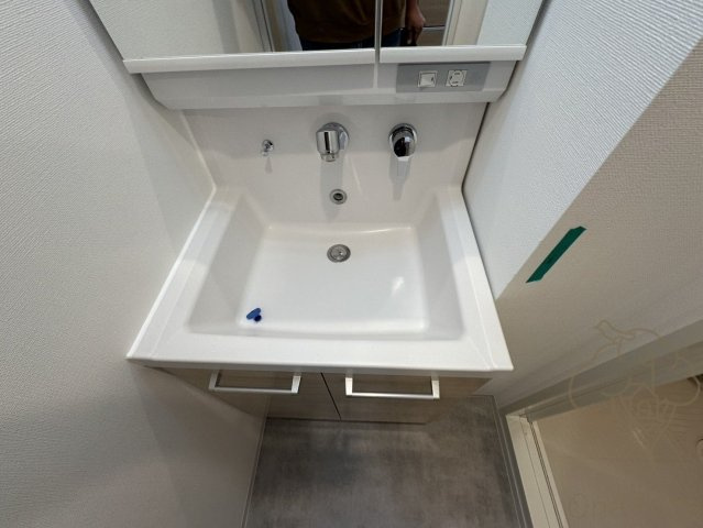 LUORE+新大阪SOUTHの洗面所