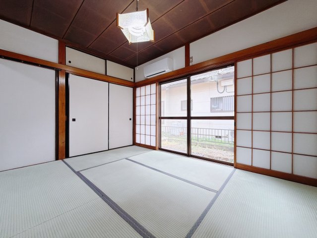 【中古戸建】行田市持田3丁目の和室|■和室｜畳にはリラックス効果があるといわれています。フローリングでは感じることのできない圧倒的な寛ぎやすさを実感してください♪