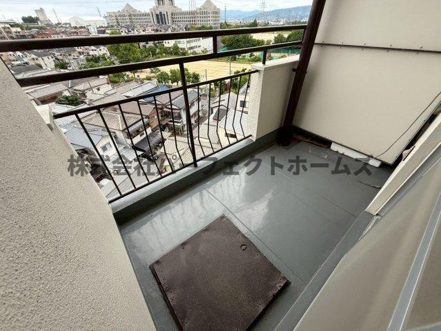 家具町ハイツのバルコニー|落ち着いた時間を過ごせるバルコニーです