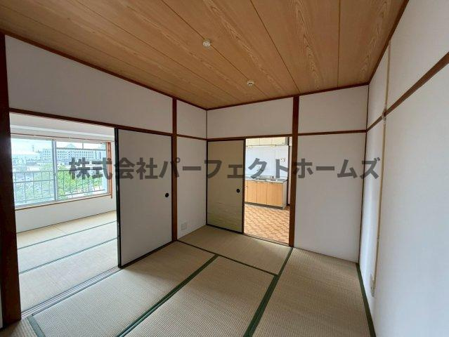 家具町ハイツの和室|畳の上でゆっくりとくつろげる和室です