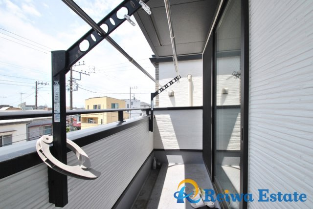 中古戸建　茅ヶ崎市浜之郷のバルコニー|南向きのバルコニー
