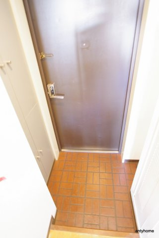 メロディーハイム淡路　仲介手数料無料の玄関
