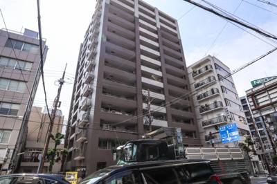 【外観】 | ローレルコートデュオ西本町 | 駅近！徒歩１分♪
あみだ池筋沿いのマンションです。