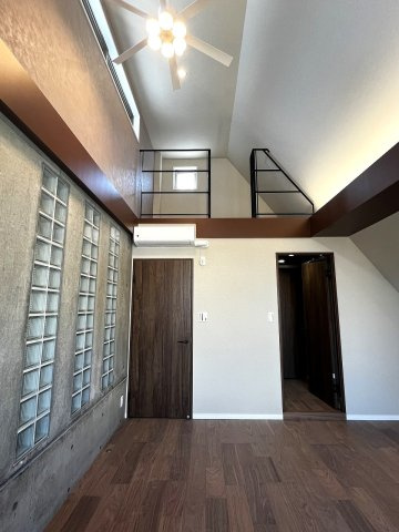 【洋室】 | 尾山台＿フルリフォーム中古戸建 | 3階　ベッドルーム